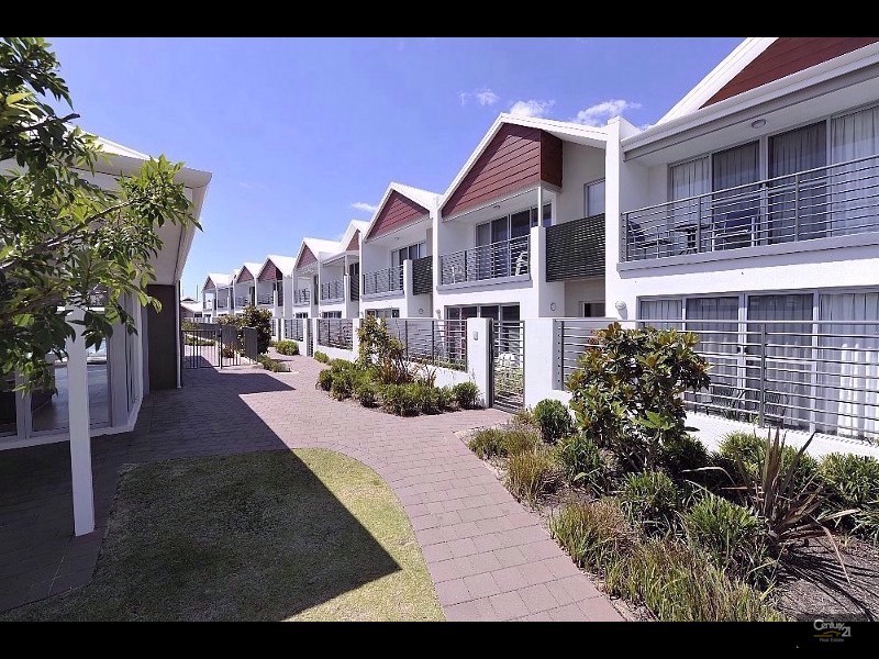 14/5 Bower Street, Erskine WA 6210