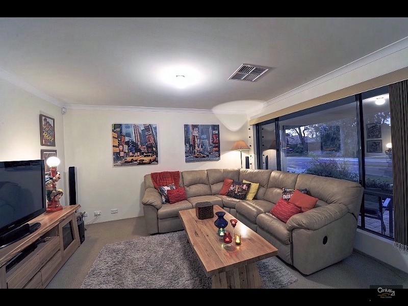 17 Coco Drive, Falcon WA 6210