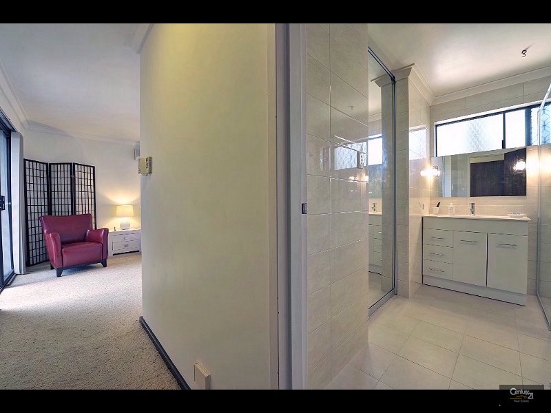 34 Sievewright Street, Silver Sands WA 6210
