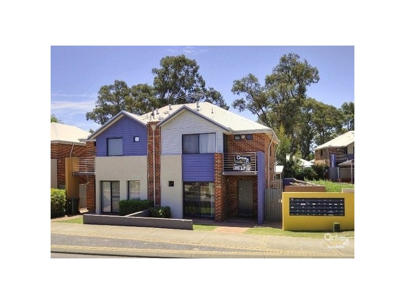 8/1 Mariners Cove Drive, Mandurah WA 6210