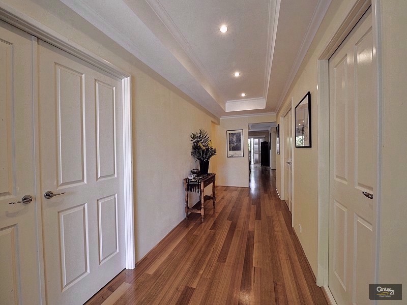 16 McKerracher Street, Dudley Park WA 6210