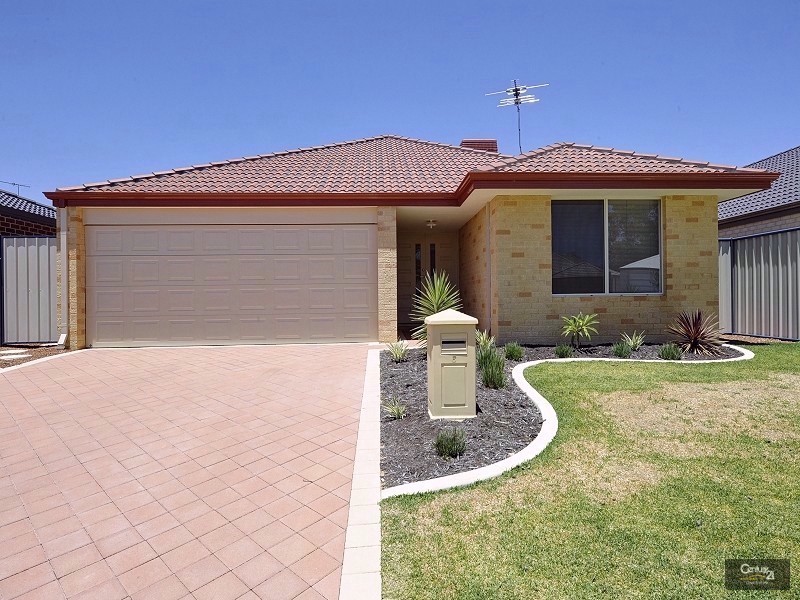 6 Bunker Retreat, Meadow Springs WA 6210