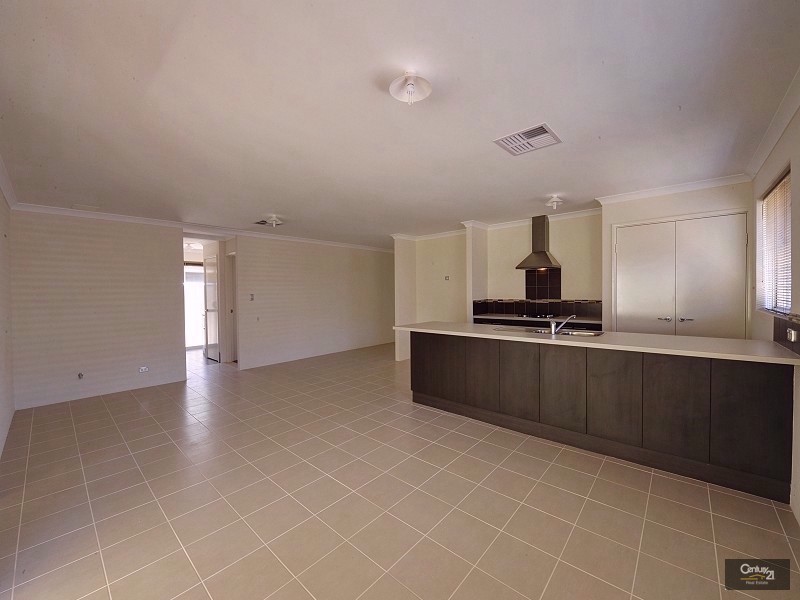 6 Bunker Retreat, Meadow Springs WA 6210