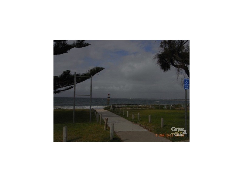 17/11 Halls Head, Mandurah WA 6210