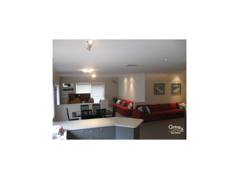 2 Contest Ave Falcon, Mandurah WA 6210