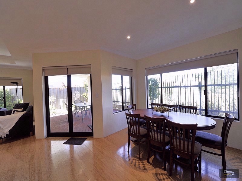 12 Sirrocco Drive, Mandurah Quays, Erskine WA 6210