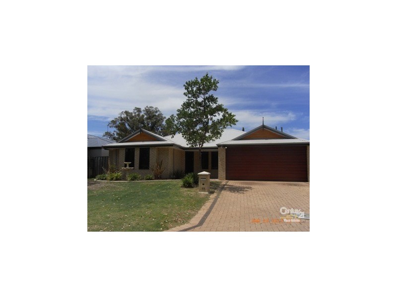 66 Chatsworth Drive Erskine, Mandurah WA 6210