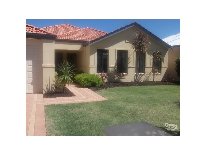 15 Vlamingh Gate Mariners Cove, Mandurah WA 6210