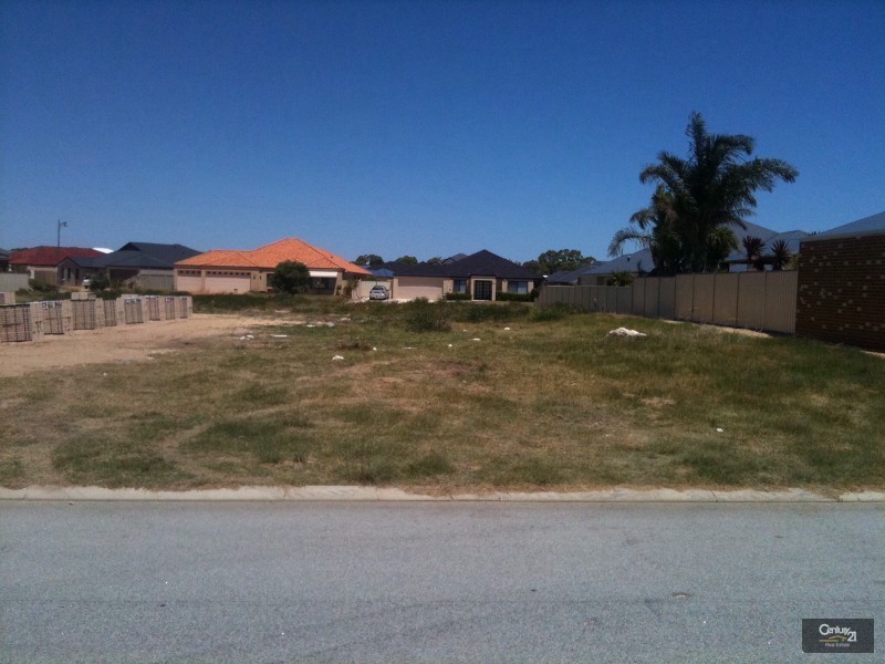 14 Tamar Break, Madora Bay WA 6210