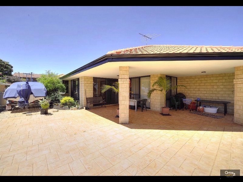 34 Tallas Road, Silver Sands WA 6210