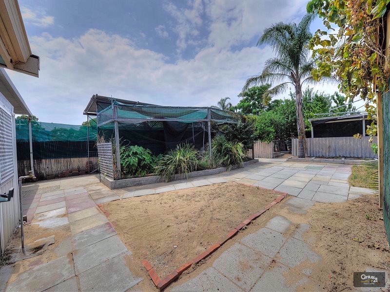 13 Dadger Street, Dudley Park WA 6210