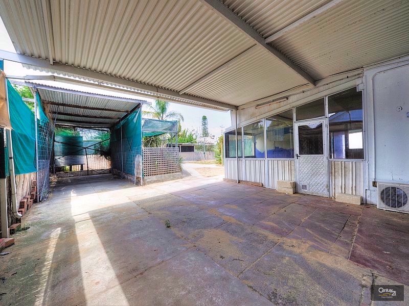 13 Dadger Street, Dudley Park WA 6210