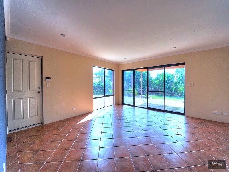 18 Nannup Close, Dawesville WA 6211