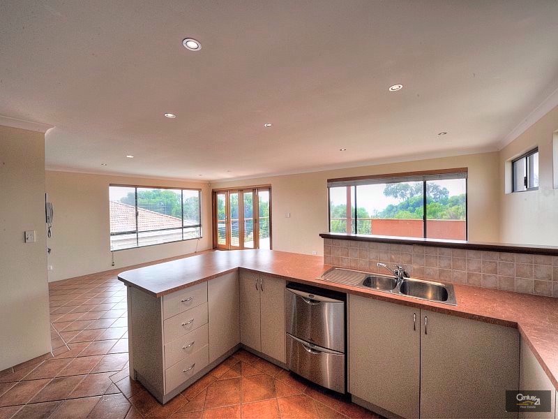 18 Nannup Close, Dawesville WA 6211