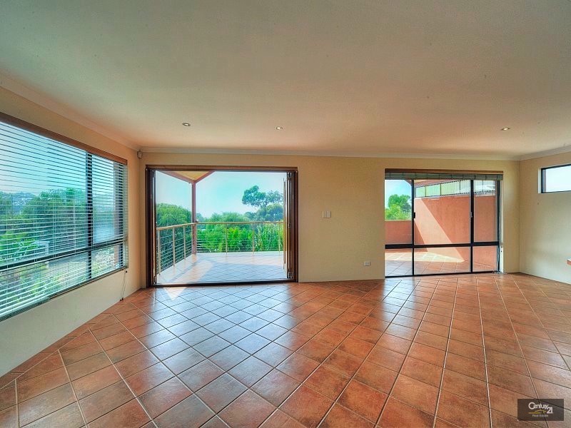 18 Nannup Close, Dawesville WA 6211