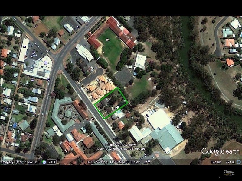 8 Camp Road, Pinjarra WA 6208