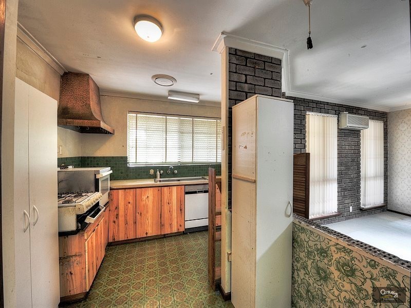 28 Churchill Ave, Dudley Park WA 6210