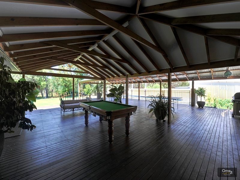 117 Woodland Parade, Stake Hill WA 6181