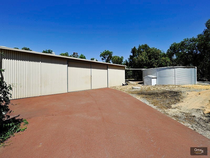 117 Woodland Parade, Stake Hill WA 6181