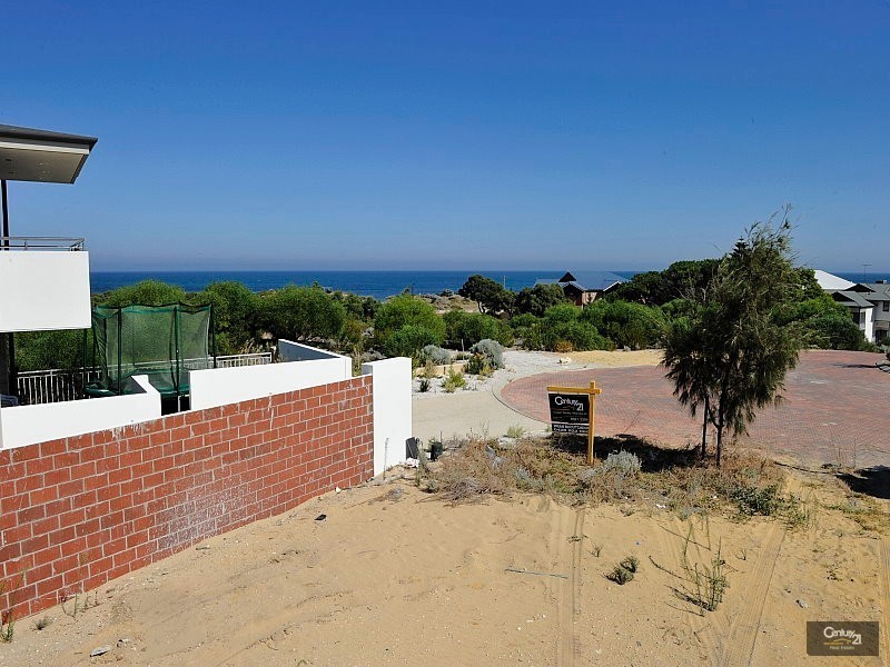 9 Longboard Cove, Wannanup WA 6210