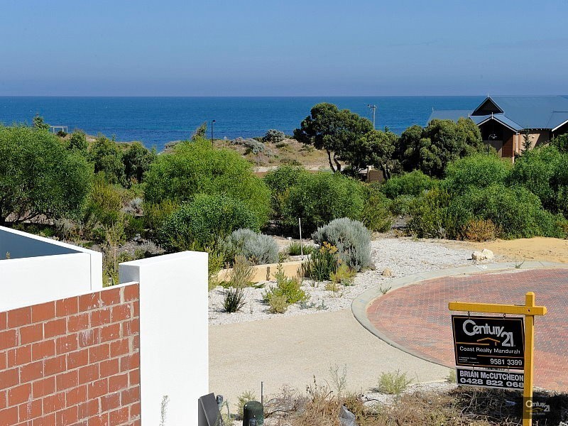 9 Longboard Cove, Wannanup WA 6210