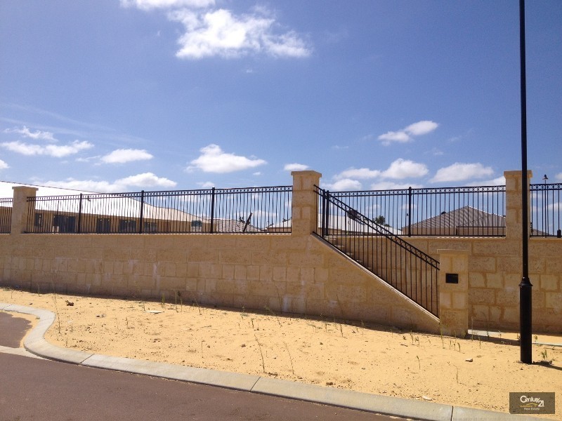 11 Glenbawn Vista, Lakelands WA 6180