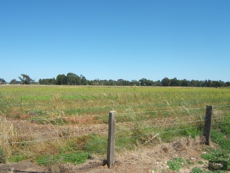 209 Clifton Road, Yarloop WA 6218