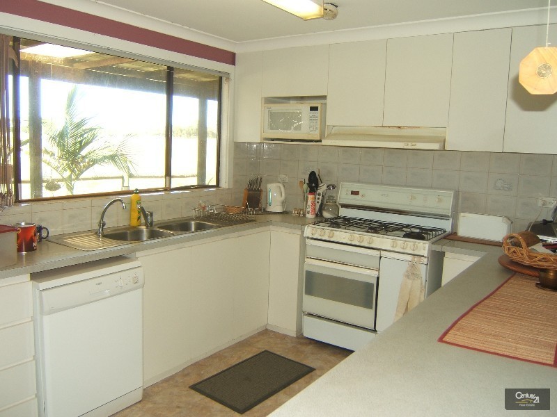 209 Clifton Road, Yarloop WA 6218