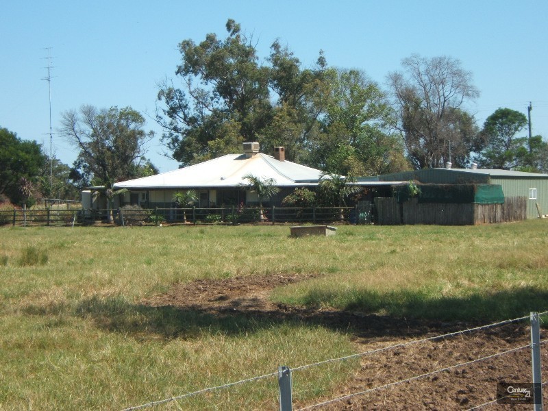 209 Clifton Road, Yarloop WA 6218