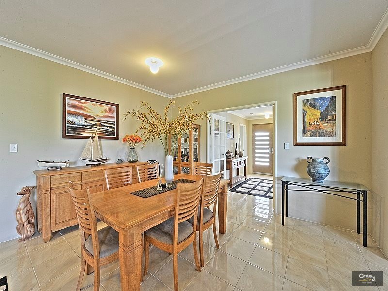 18 Bridgewater Boulevard, Erskine WA 6210