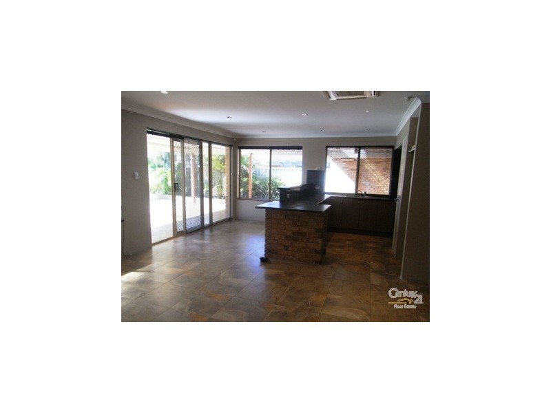 27 Reynolds Avenue, Mandurah WA 6210