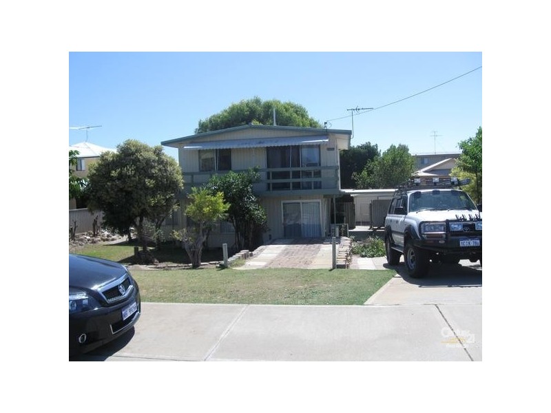 18 Orestes Street, Mandurah WA 6210