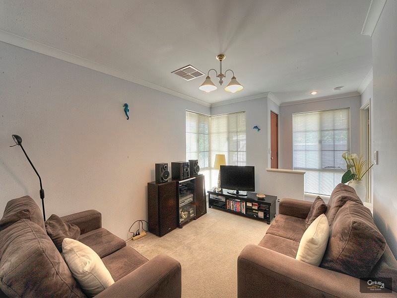 8A Chepstow Drive, Mandurah WA 6210