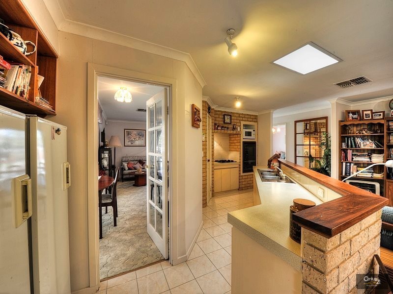 11 Foster Road, Coodanup WA 6210