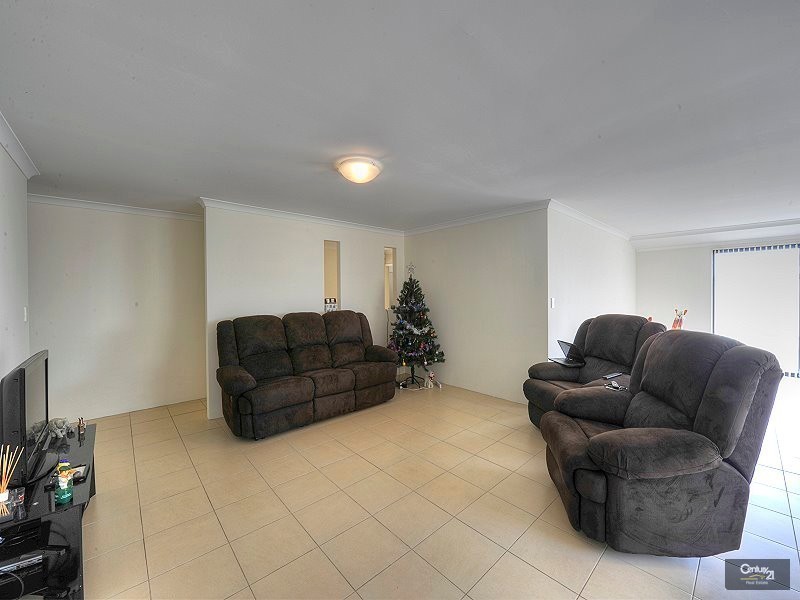 11 Prentice Way, Lakelands WA 6180