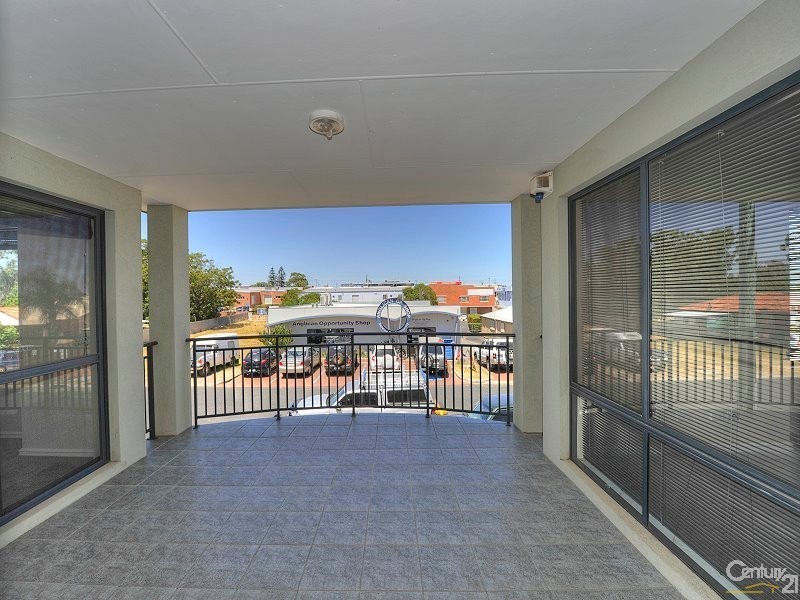 1/28 Davey Street, Mandurah WA 6210