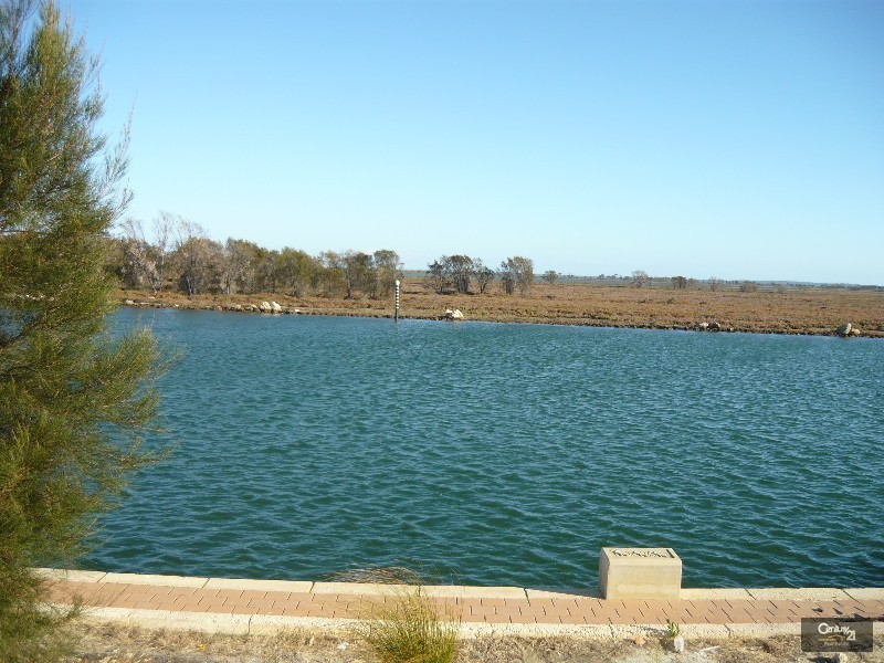 49 Erins Isle, Dudley Park WA 6210