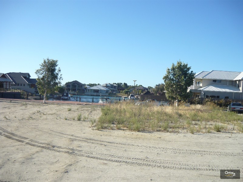 49 Erins Isle, Dudley Park WA 6210