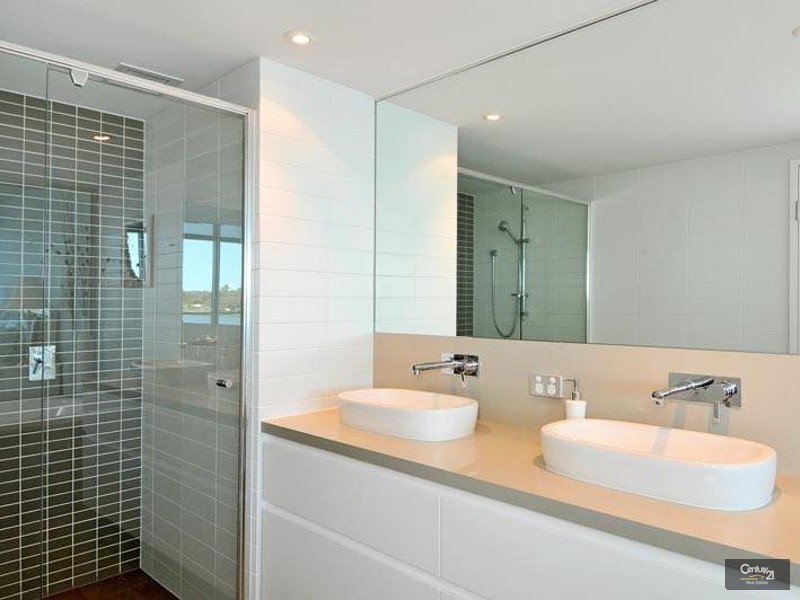 201/5 Marco Polo Drive, Mandurah WA 6210