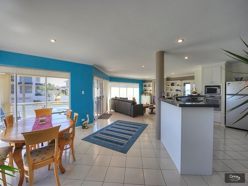 5a Barry Street, Mandurah WA 6210