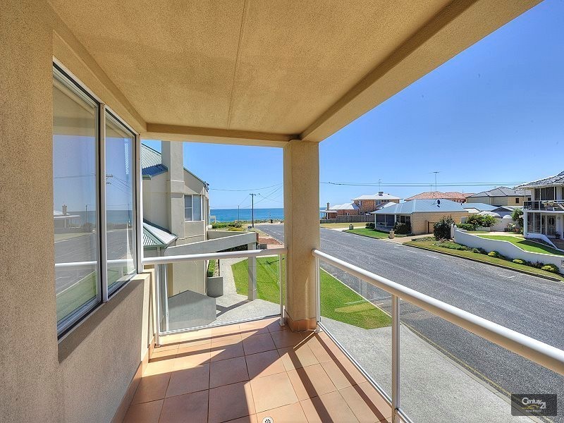 5a Barry Street, Mandurah WA 6210