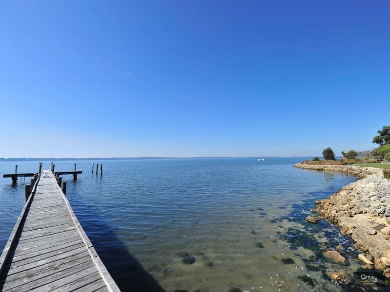 11 Carnaby Drive, Dawesville WA 6211