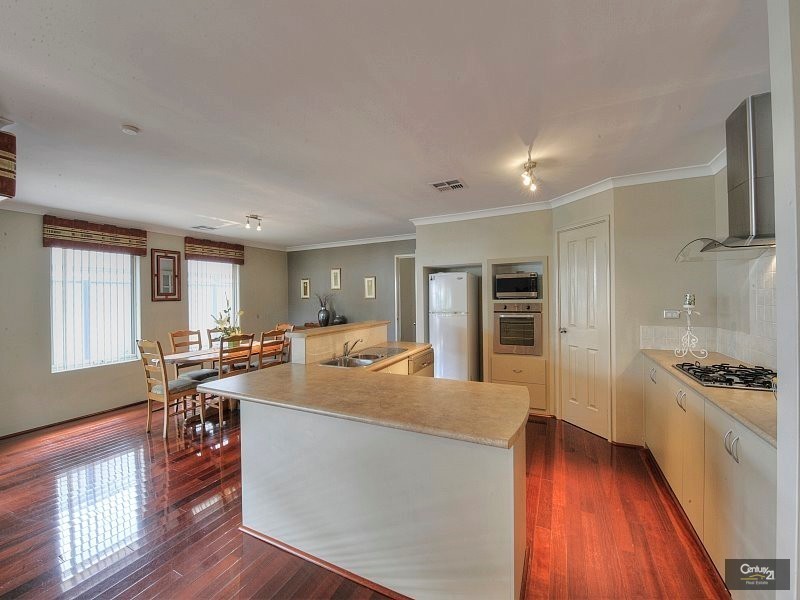 19 Tamcrest Loop, Meadow Springs WA 6210