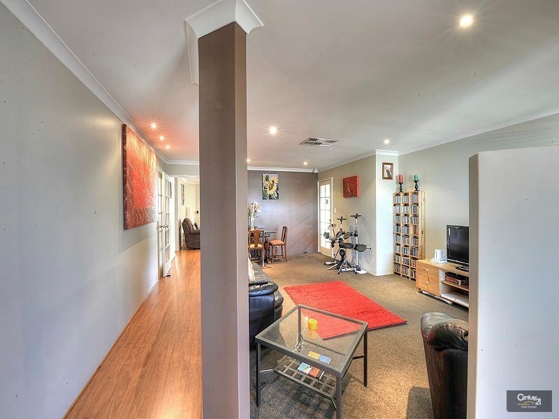 12 Bethel Corner, Halls Head WA 6210