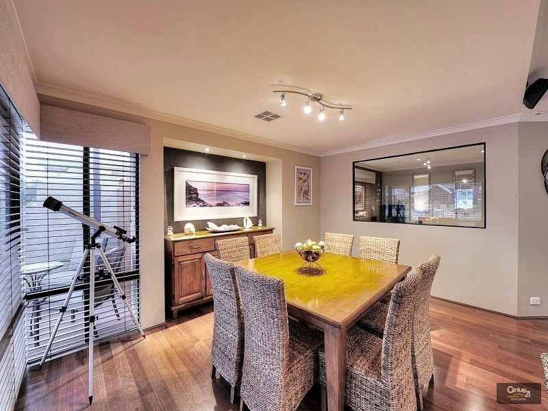 39 Leisure Way, Port Mandurah, Halls Head WA 6210