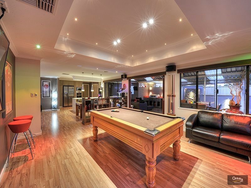 22 Garcia Loop, Lakelands WA 6180