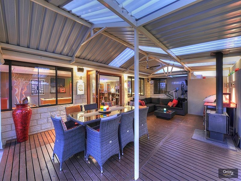 22 Garcia Loop, Lakelands WA 6180