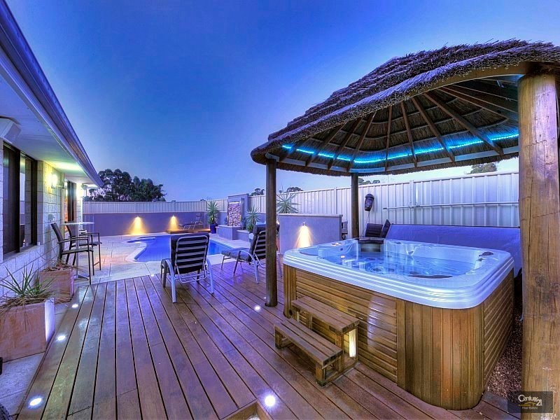 22 Garcia Loop, Lakelands WA 6180