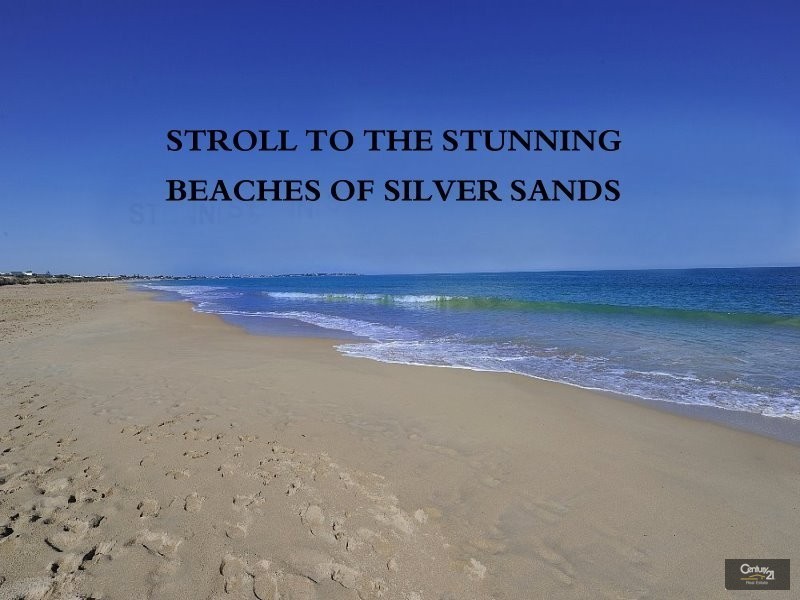 11 Peron Place, San Remo WA 6210