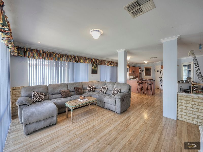 17 Success Street, Madora Bay WA 6210